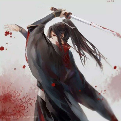 职校门口排起长队
